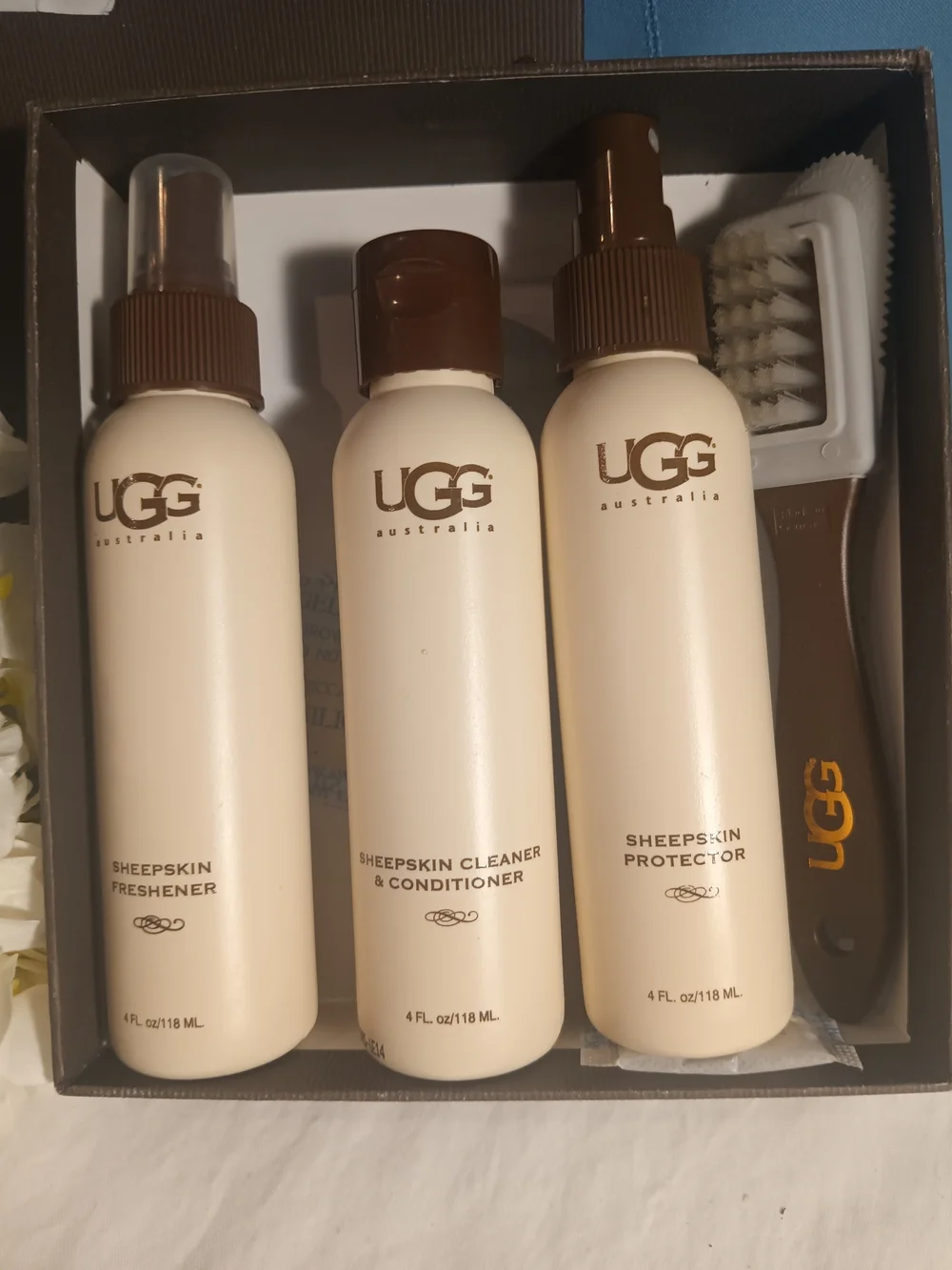UGG Sheepskin Care Set - New With Tags